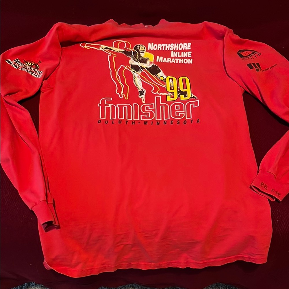 Red Northshore Inline Marathon Finisher Shirt Duluth, Minnesota unisex M